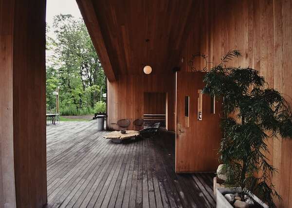 Dörrstopp magnet utomhus